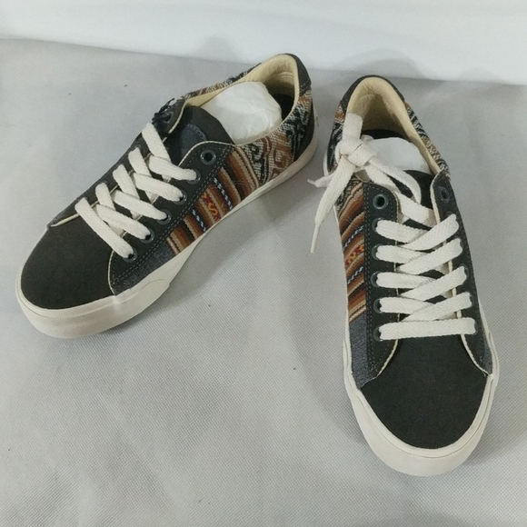 Inkkas Cusco Low Top Traditional Peruvian Design Sneakers - Big Kid's size 3.5 - Picture 1 of 9